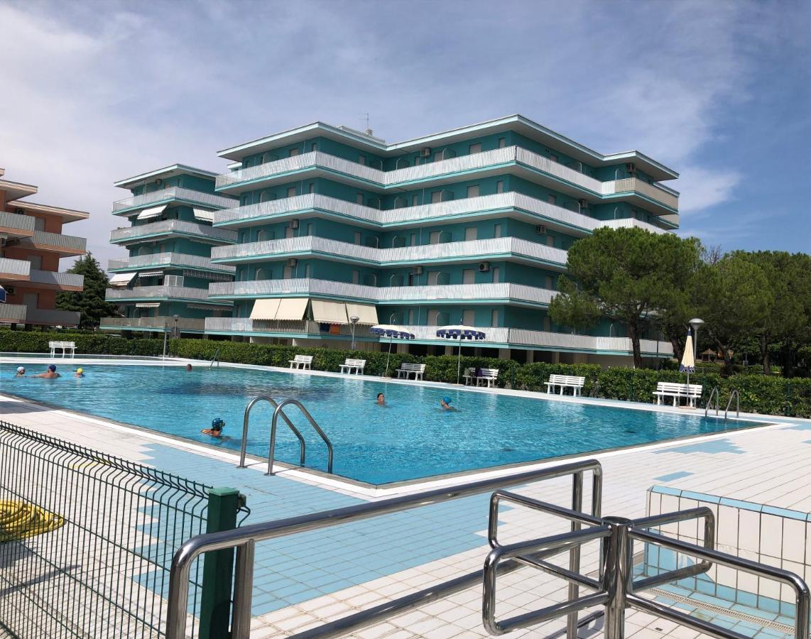 Residence Valbella - Geturhotels Bibione Exterior foto